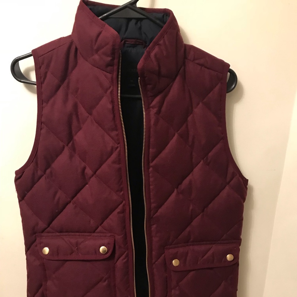 J crew burgundy puffer jacket